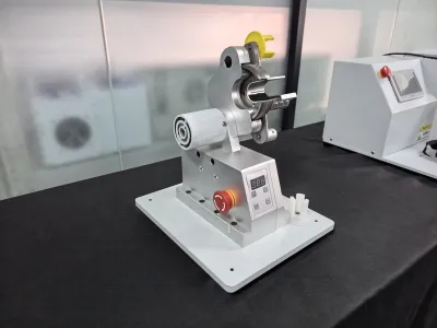 Máquina de Enrollado de Tela Vertical JW-25W Thumb