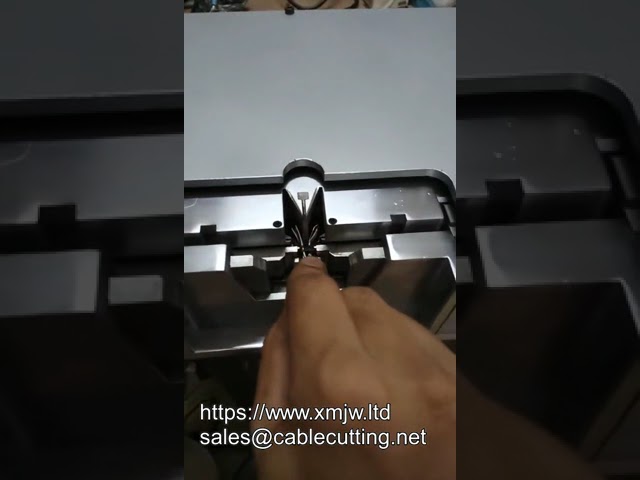 Automatic Cable Stripper Machine For Making HDMI Cable