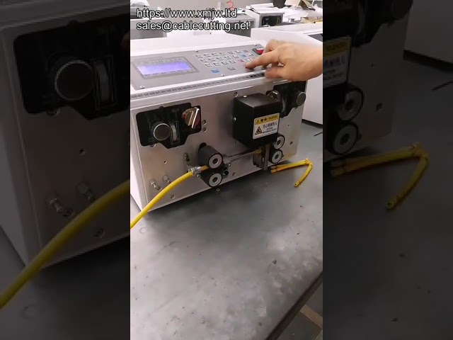 Automatic Motorized Electric Wire Cable Cutting Peeling Machine Used