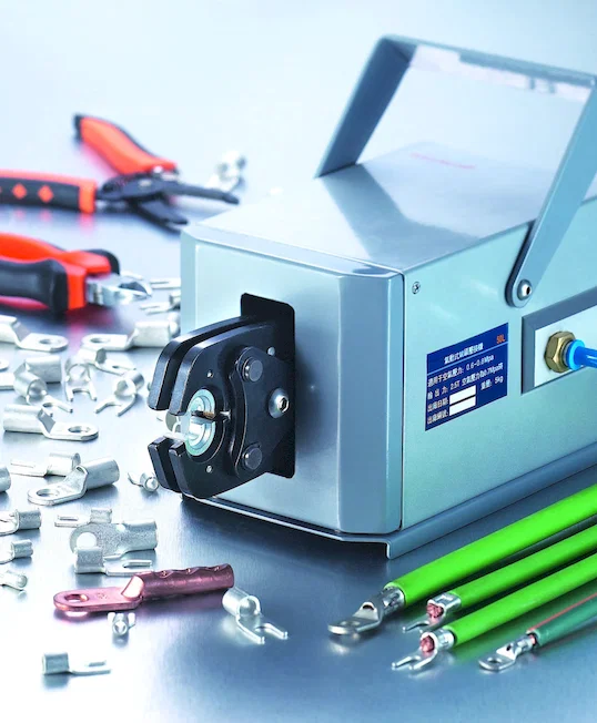 Máquina Neumática de Engarzar Terminales WPM-50L